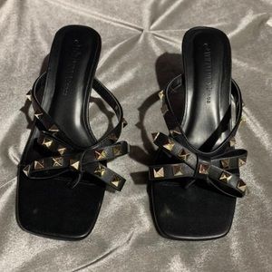 Kitten Heals in size 6